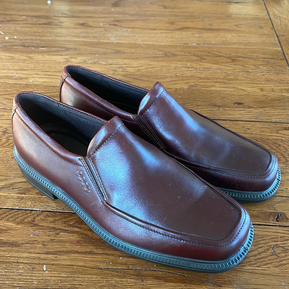 Ecco Slip On Leather Loafers